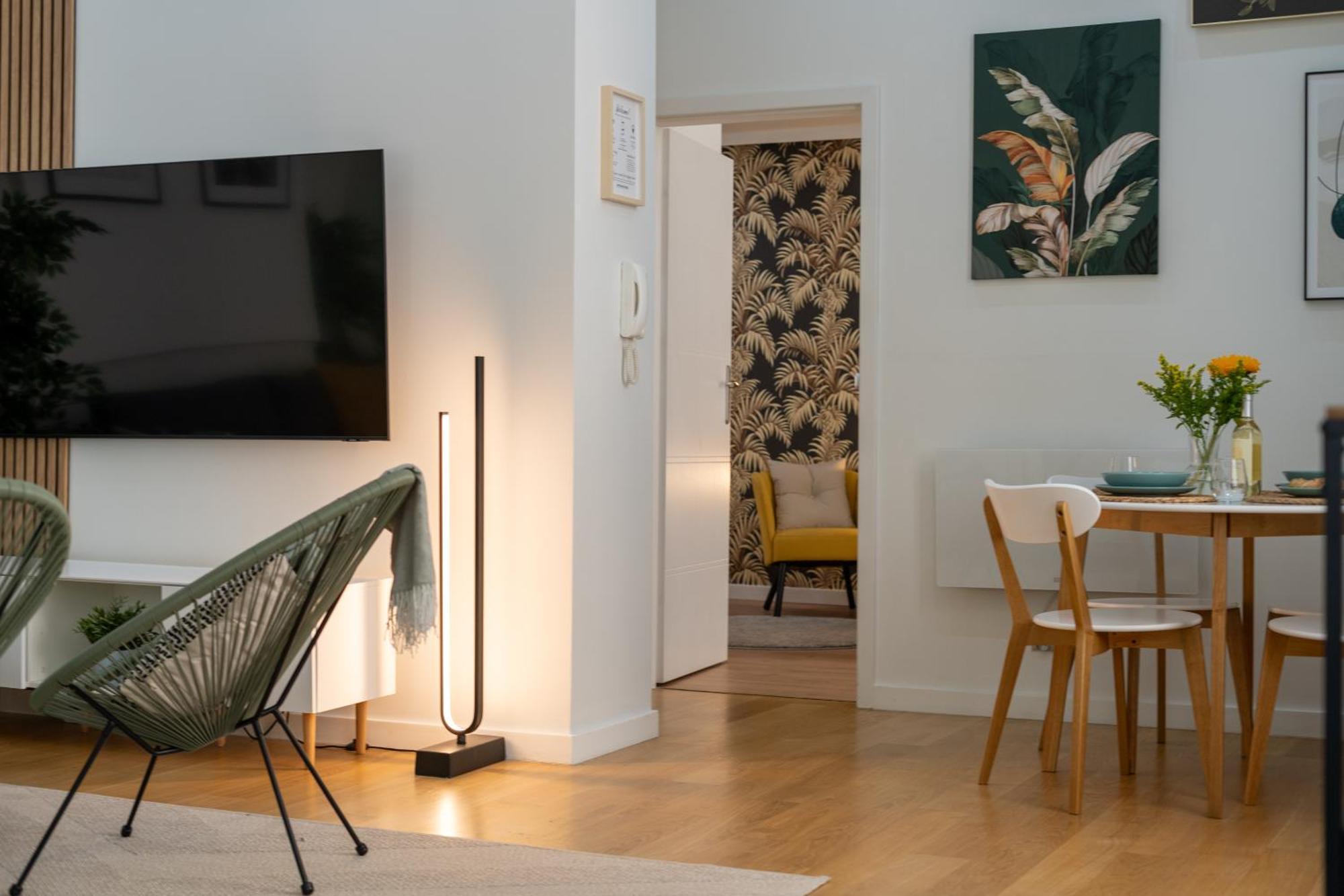 Deluxe Apartment
